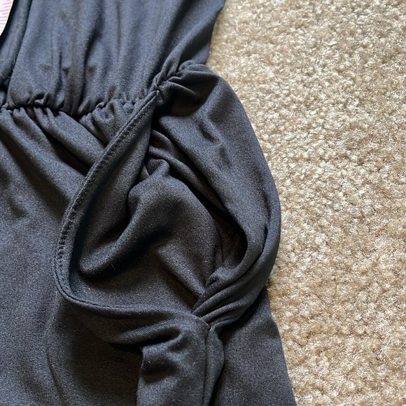 Pink Lily romper - Picture 7 of 7